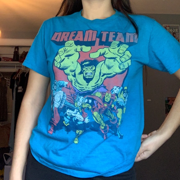 Super cute vintage marvel t-shirt💙 - Picture 3 of 3